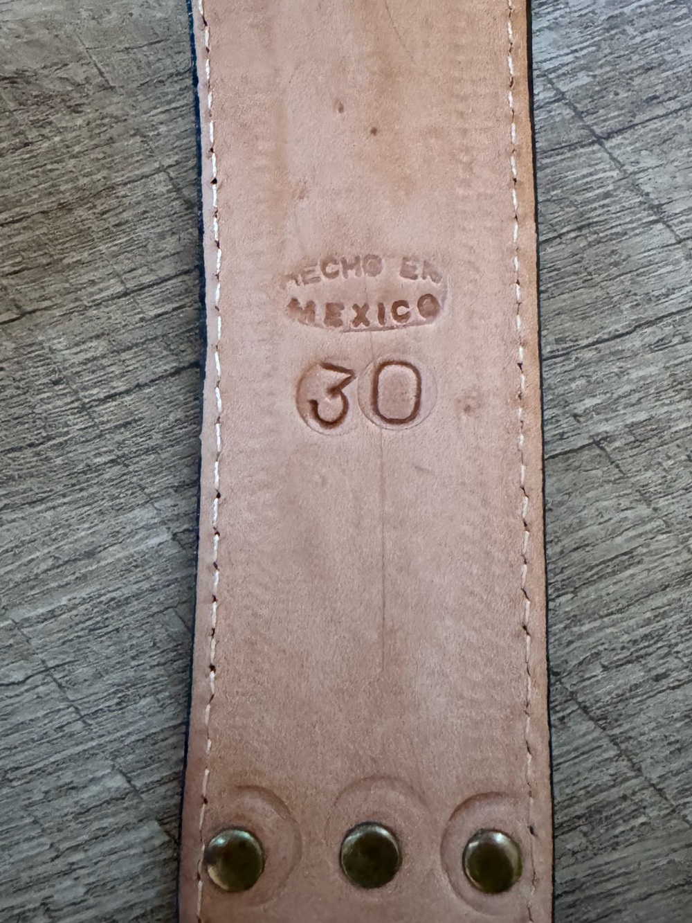 Western-style Embroidered Leather Belt - Picture 3 of 3